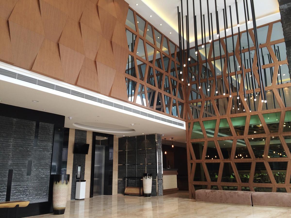 Eska Hotel Batam Exterior foto